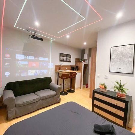 Le Pluvier D'Argent*Home Cinema Абвиль Экстерьер фото